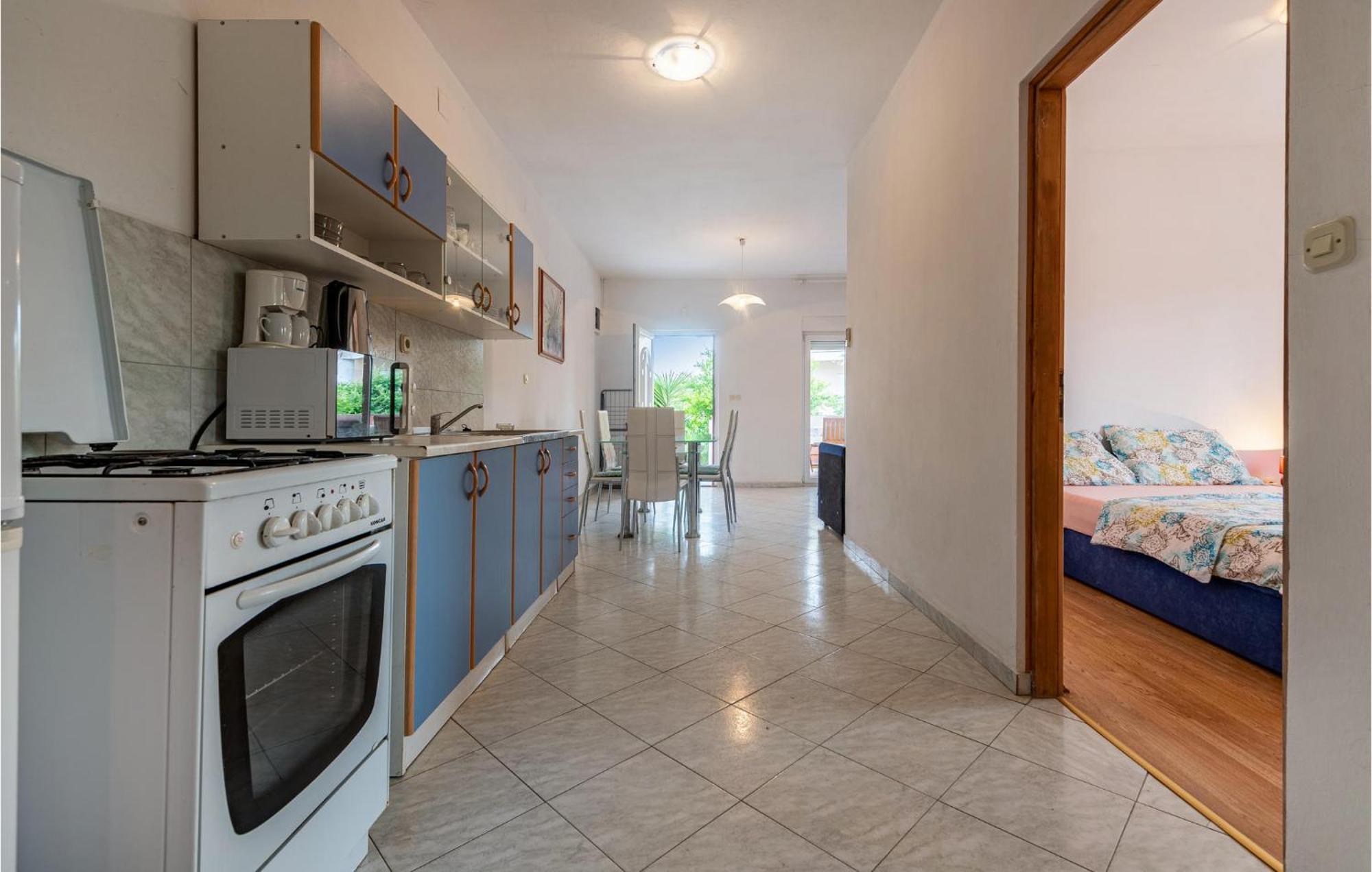 Lovely Apartment In Vir With Kitchen Kültér fotó